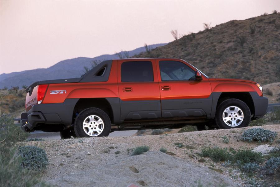 Chevrolet Avalanche 2002 года  (фото 19 из 93)